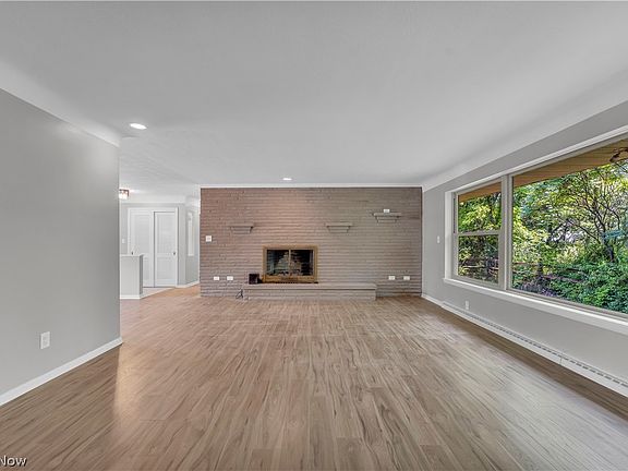 5th image of 11450 Andover Blvd