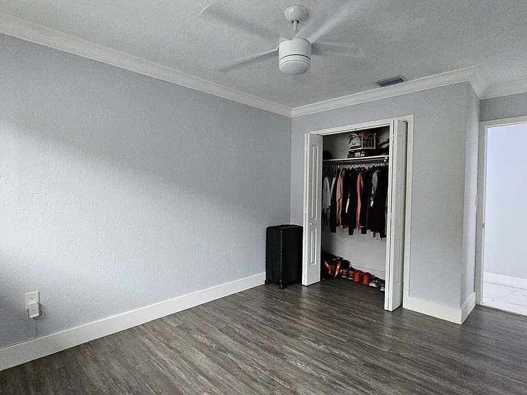 5815 NW 5th St — Photo 21