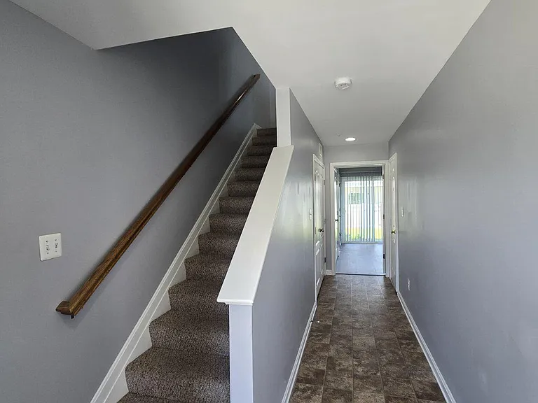 7720 Village Park Dr — Photo 30