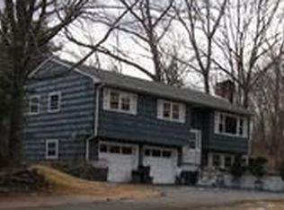 79 Hackett St, Naugatuck, CT 06770