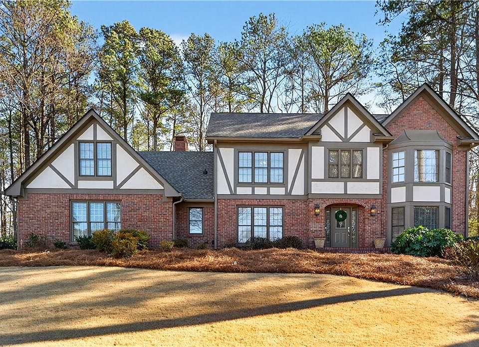 1st image of 720 Amster Green Dr