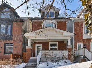 14 Galt Ave, Toronto, ON M4M 2Z1