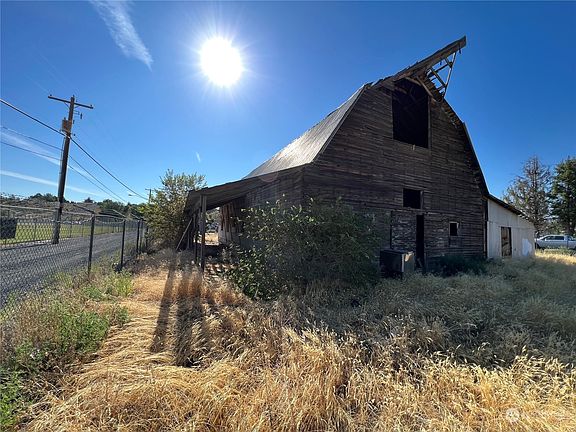 4th image of 0 SE Pioneer Avenue