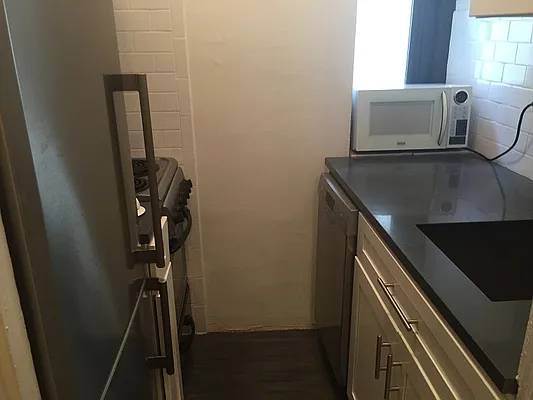 Rented by Gala West Realty LTD | media 8