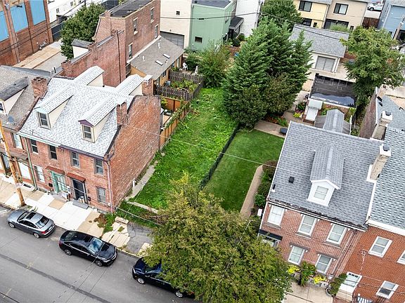4th image of 117 45th St