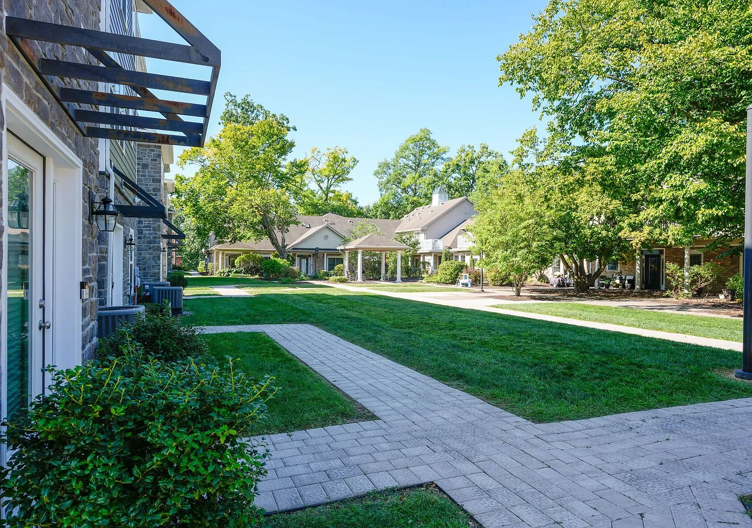 Refined Three-Level Townhome in High Pointe at Hershey — Photo 4
