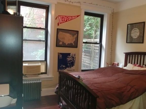 4th image of 2837 38th St #1R