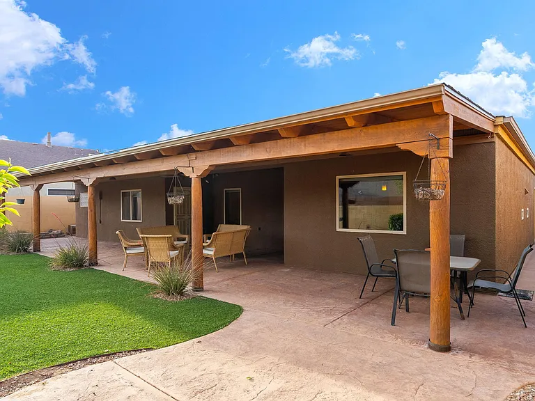 2711 Firewheel Ave SW — Photo 16