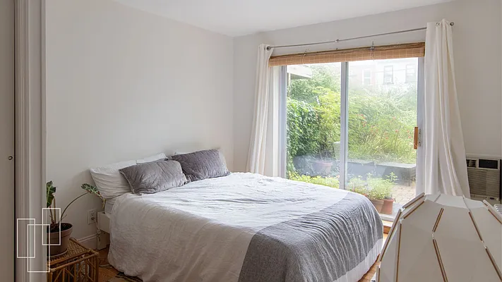 Rented by Garfield Realty  | media 16