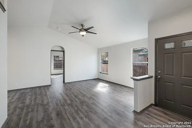 9014 Gill Brg — Photo 12