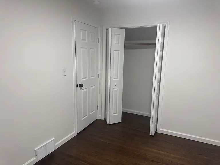 28542 Rosewood St — Photo 8