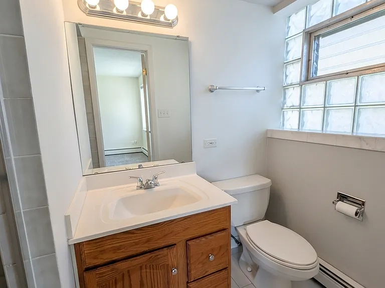17336 Ridgeland Ave #1 — Photo 9