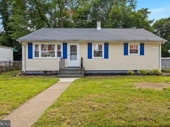 121 McClellan Ave, Hamilton, NJ 08610
