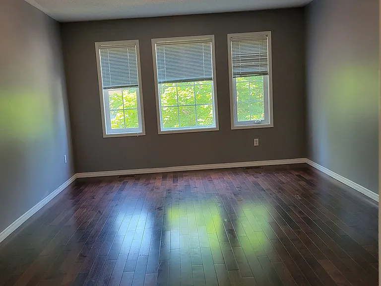 3784 Forest Bluff Cres — Photo 20