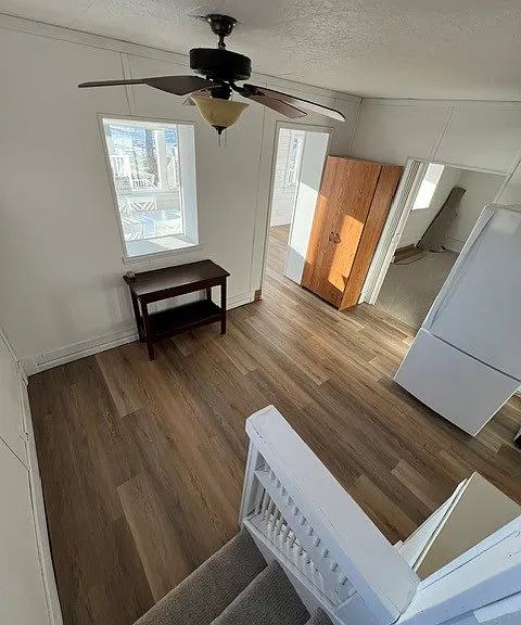 Eat-In Kitchen Option