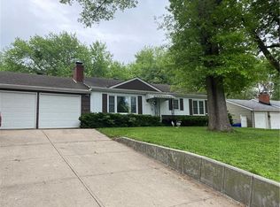 5517 Flint St, Shawnee, KS 66203