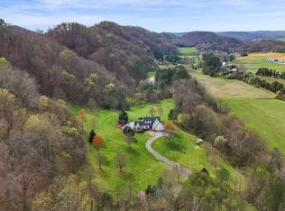 2740 McCammon Rd, Rockford, TN 37853