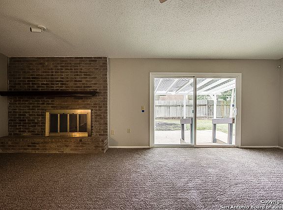 3rd image of 5010 Hacienda Dr