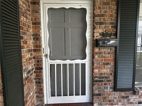4th image of 324 Helios Ave