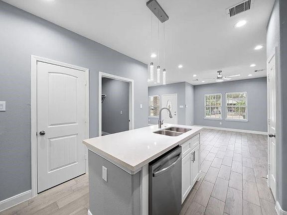 5th image of 5222 Bataan Rd