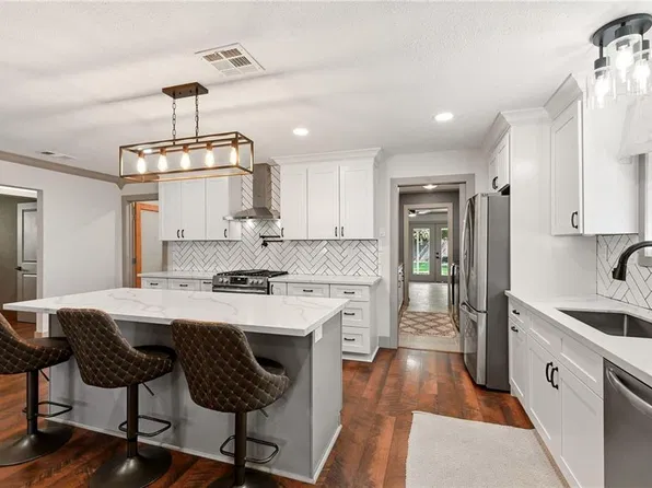 233 Little Farms Ave, River Ridge, LA 70123