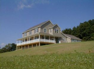 15 Robin Dr, Bloomsburg, PA 17815