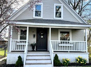 125 N 7th Ave, Kankakee, IL 60901