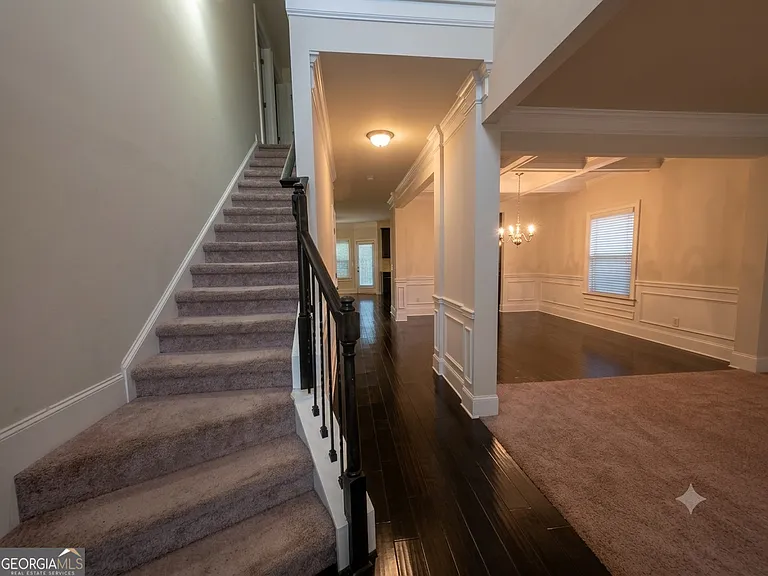 165 Regency Pl — Photo 3
