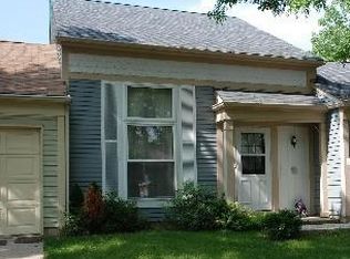 689 Wilson St, Hanover Park, IL 60133