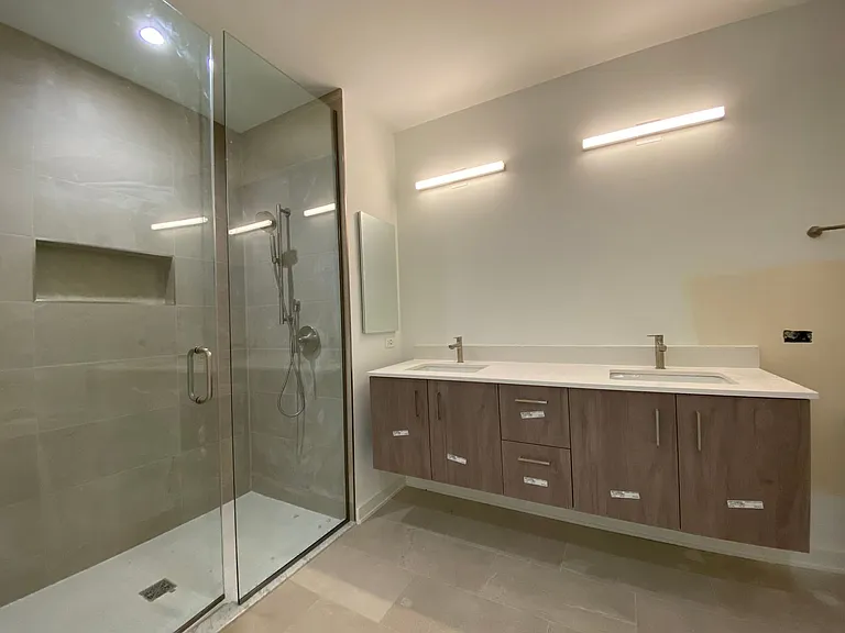 1120 W Patterson Ave #303 — Photo 13