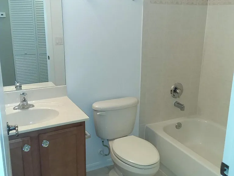 2410 SE Union Park Dr — Photo 20
