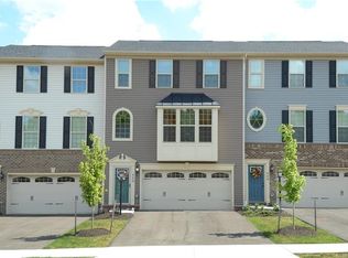 113 Arbor Trail Dr, Mc Kees Rocks, PA 15136