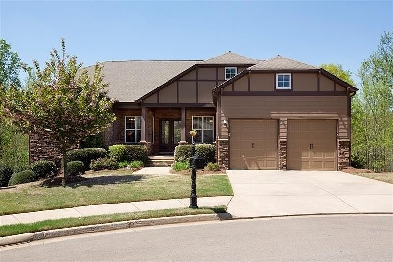 1st image of 448 Larkspur Dr