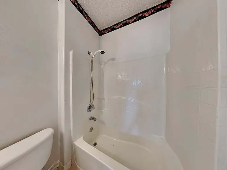 3233 Kings Ridge Ter — Photo 10