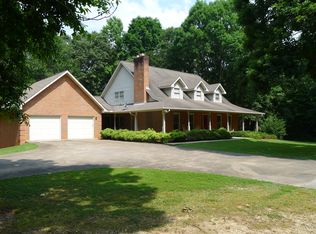 372 Stone Bridge Rd, Lavonia, GA 30553