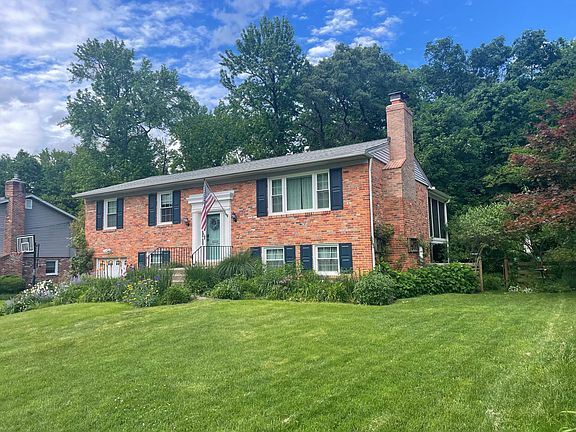 2nd image of 3033 Battersea Ln