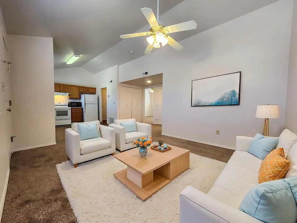 6657 Dublin Loop W