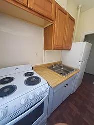 Rented by Best Apartments North Inc