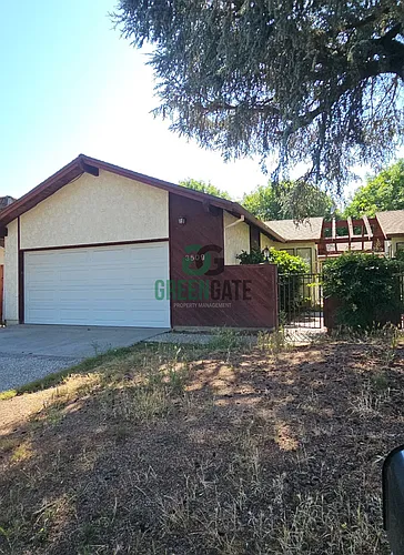3509-3511 Dragoo Park Dr. Photo 1