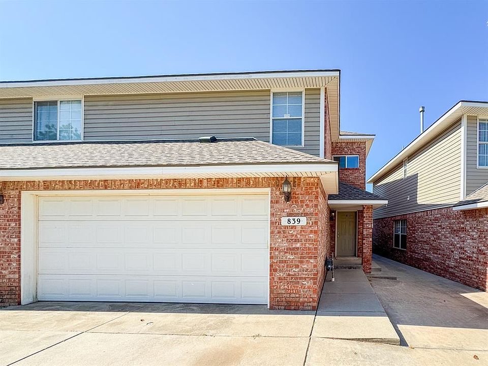 1st image of 839 Rambling Oaks Dr
