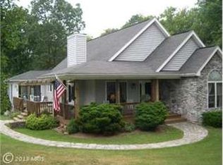 50 Warpath Ln, Hedgesville, WV 25427