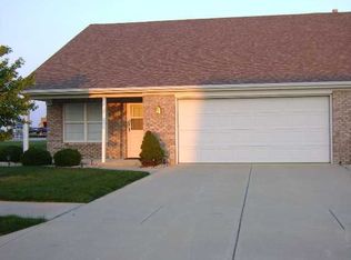 214 N Blue Ribbon Ct, Rushville, IN