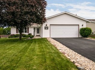 5479 Wynmere Dr, South Beloit, IL 61080