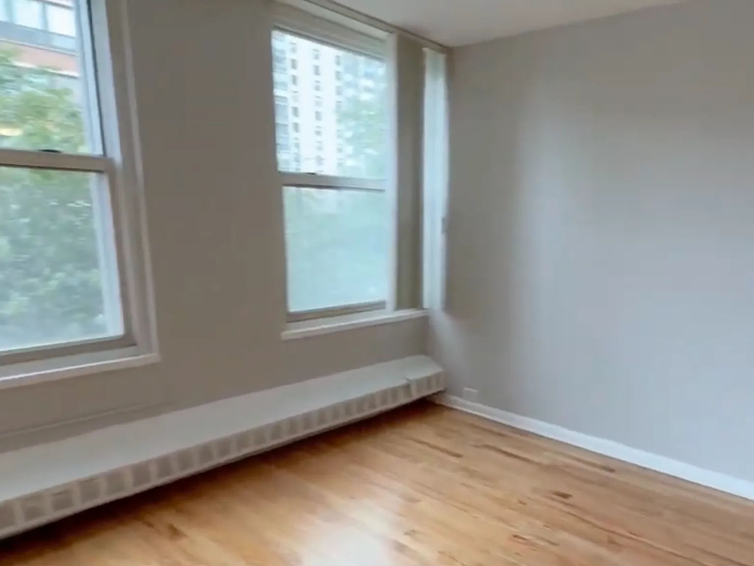 5610 N Sheridan Rd — Photo 3