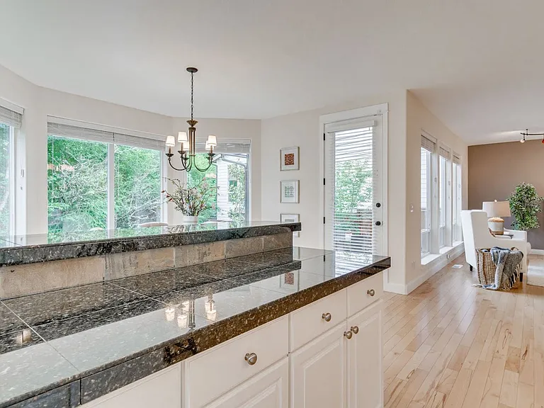 12792 NW Kyla Ln — Photo 16
