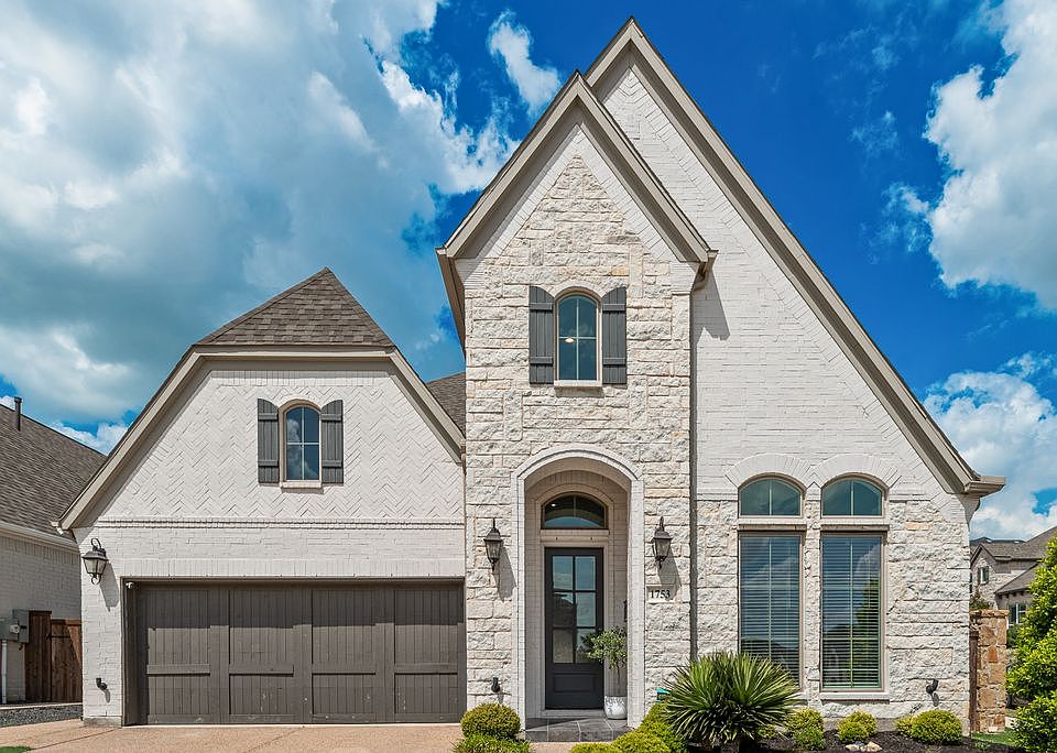 1st image of 1753 Sir Dustin Ln