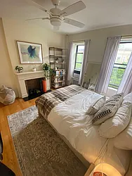 Rented by R New York