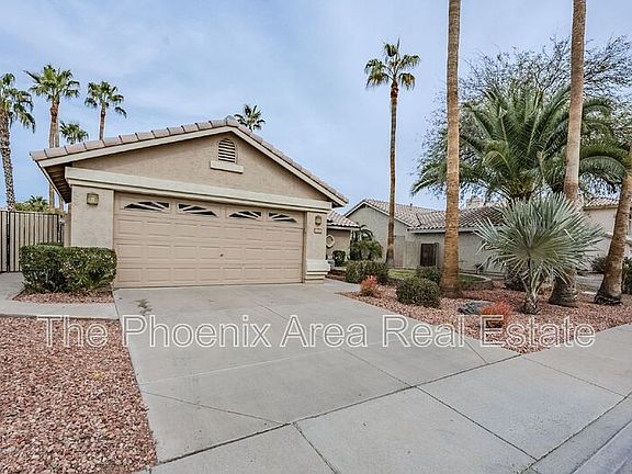 2nd image of 1160 W Canary Way