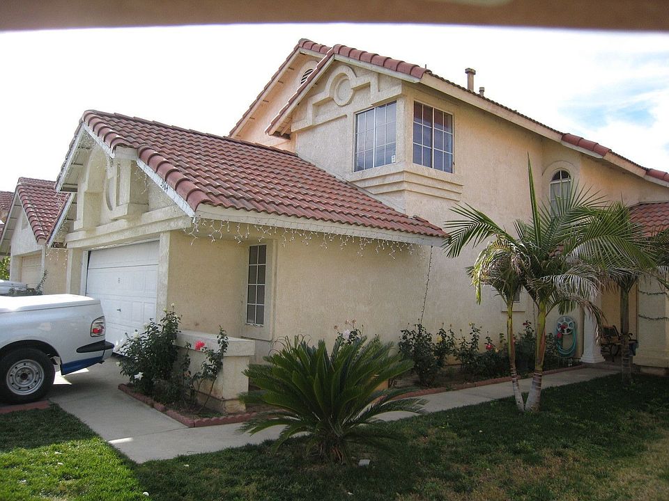 COMPLIMENTS OF PARK PLACE REAL ESTATE