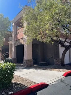 2 bed, 2.0 bath, 1074 sqft, $1,500 — Photo 1
